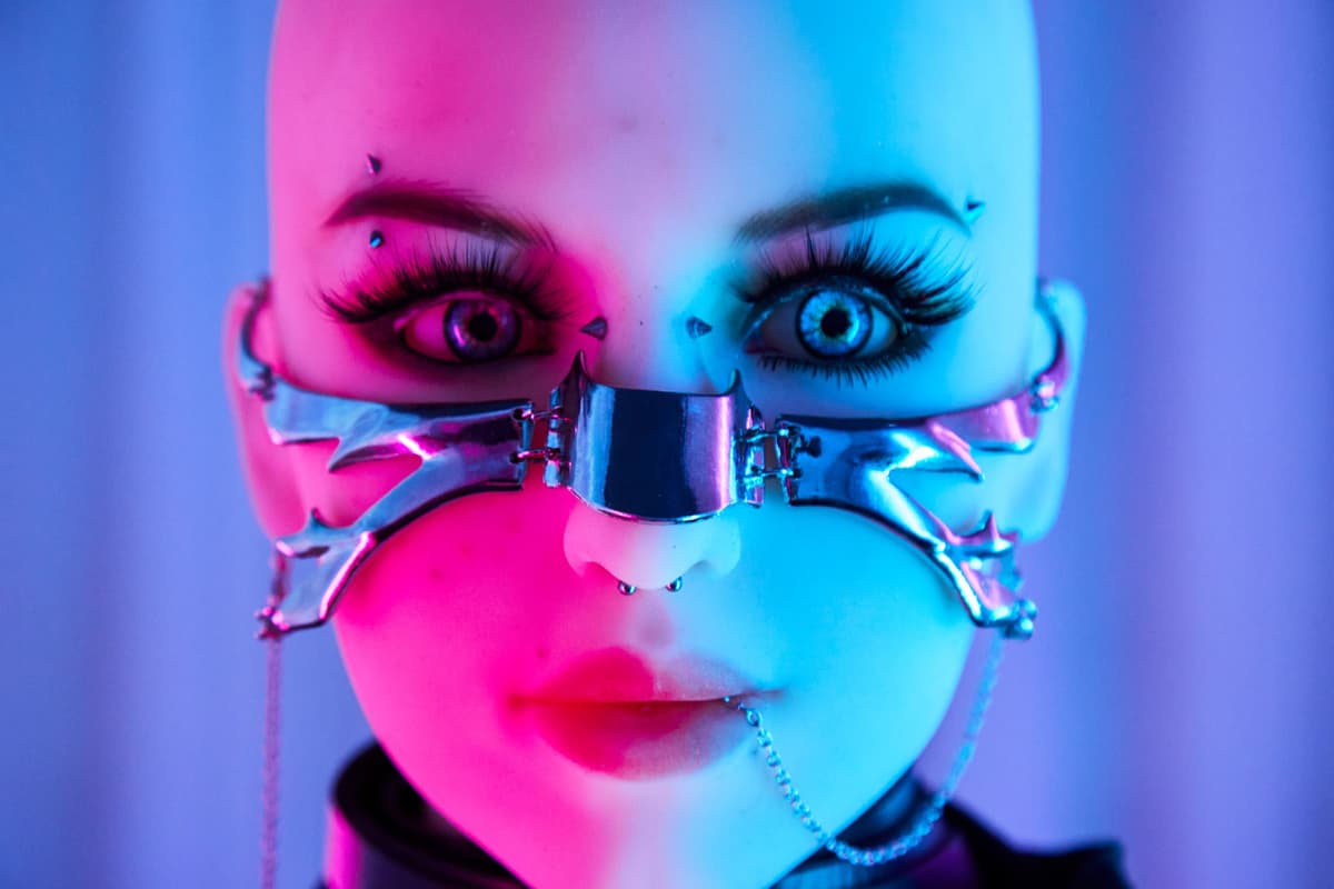 silikonsexpuppe, real sex doll, sexpuppe mieten, liebespuppe Cybrothel